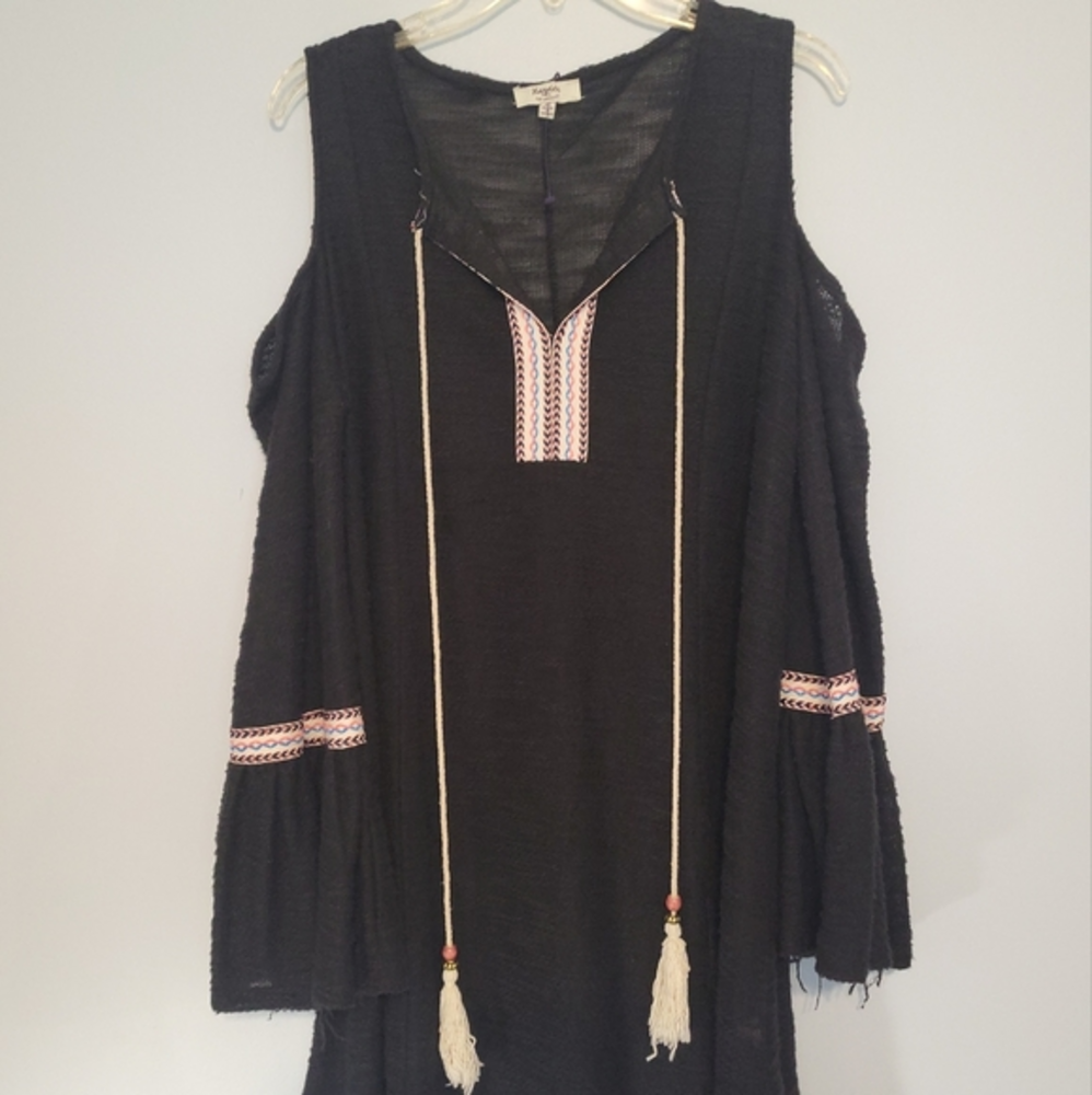 Hayden LA‎ Cold Shoulder Black Knit Boho Bell Sleeve Dress Tunic Size XLarge
